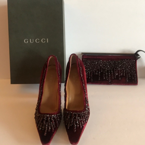 Gucci shoes and matching clutch - Picture 2 of 16